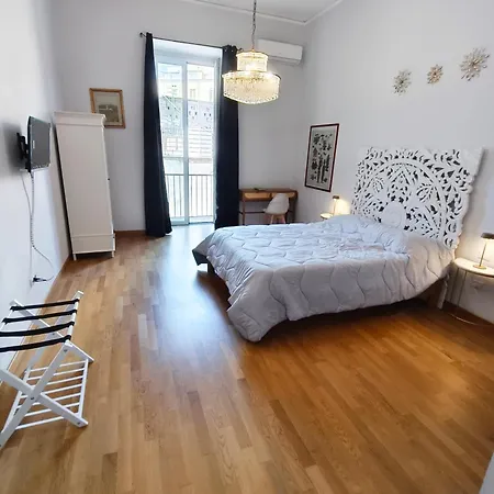 La Casa Sul Porto Naples